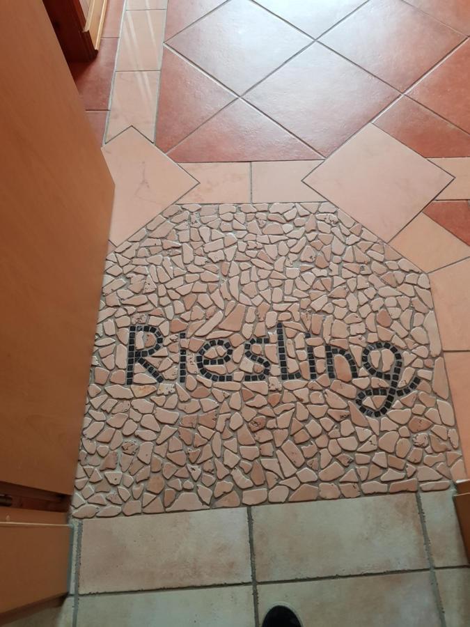 Weingut Und Gaestehaus Henrici Friesenheim is an Ortsgemeinde Εξωτερικό φωτογραφία